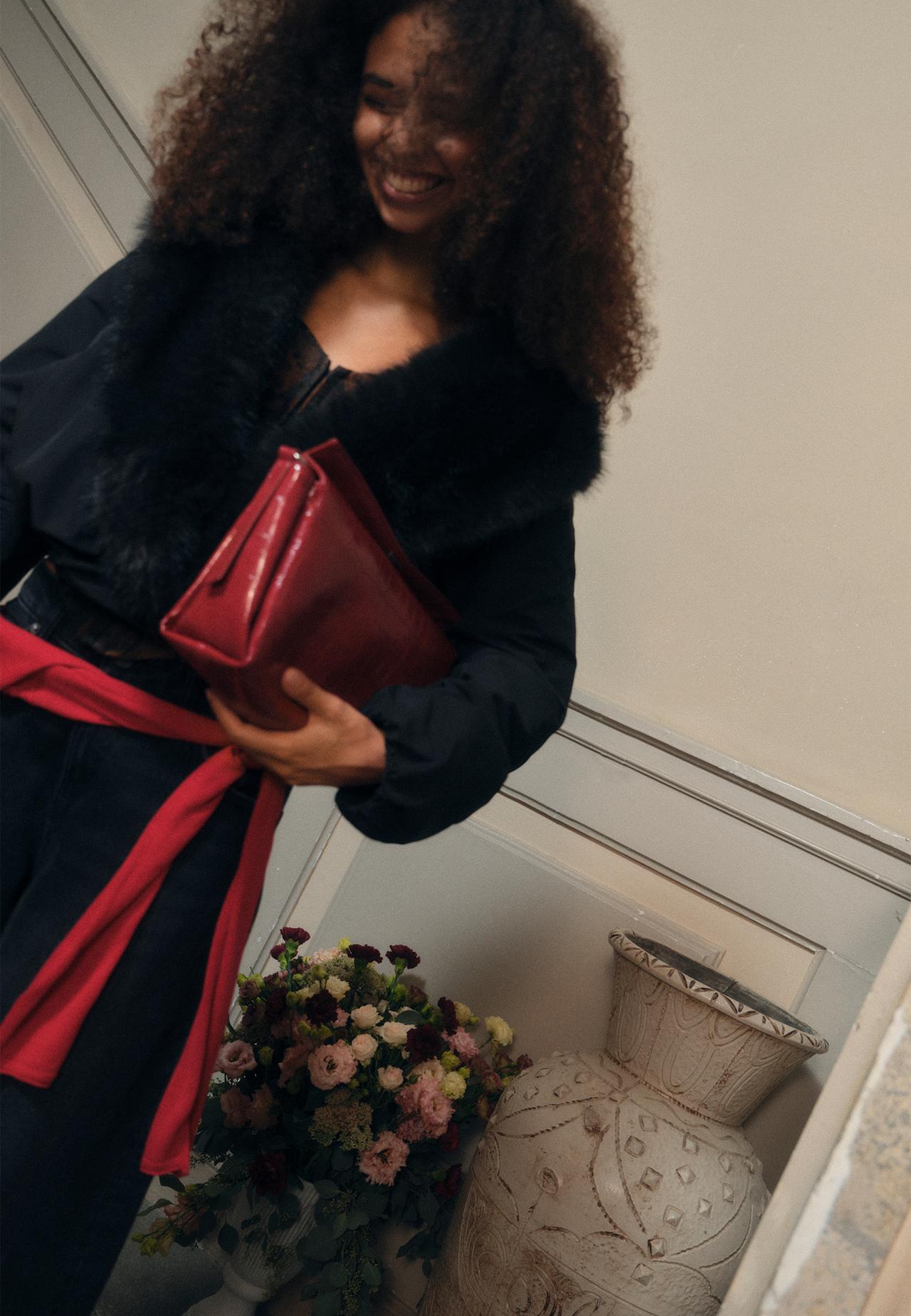 Padded jacket with faux fur collar — Black