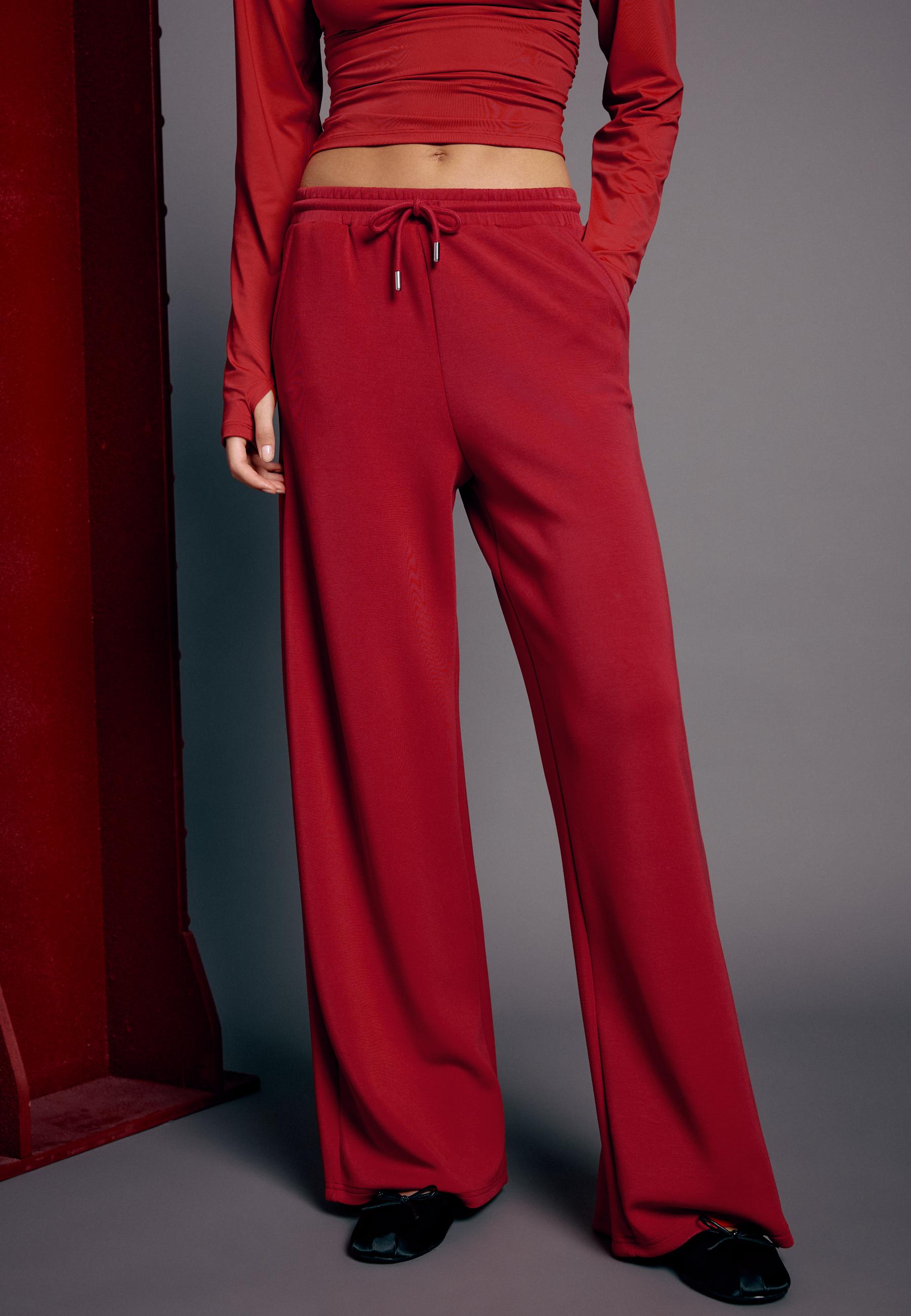 Soft-touch palazzo joggers — Red