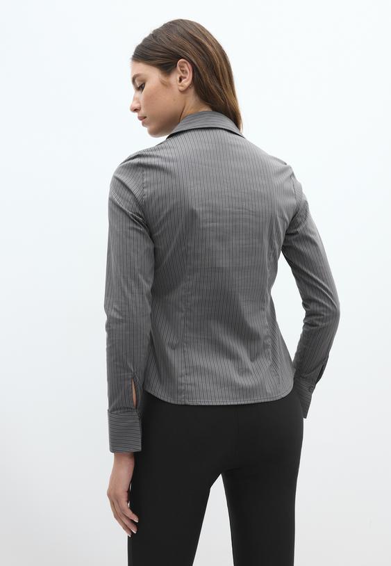 camisa basica fitted