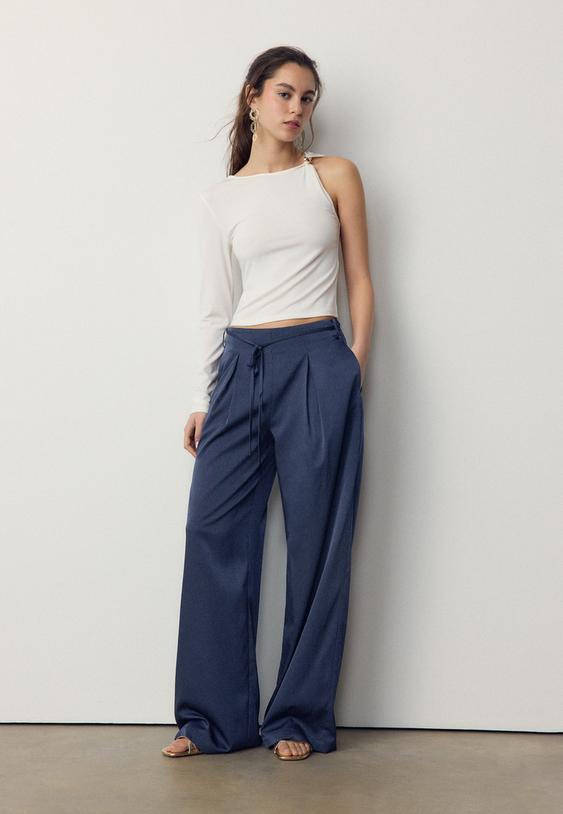 pantalon fluido efecto arrugado lazo