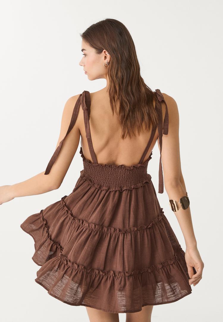 vestido corto fluido lazos