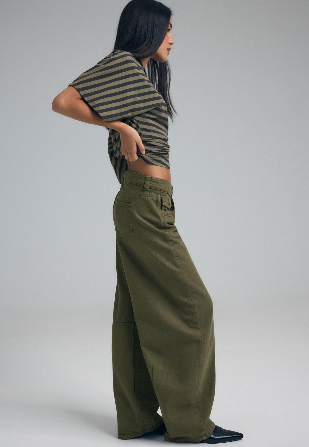 Low-rise balloon jeans — Khaki