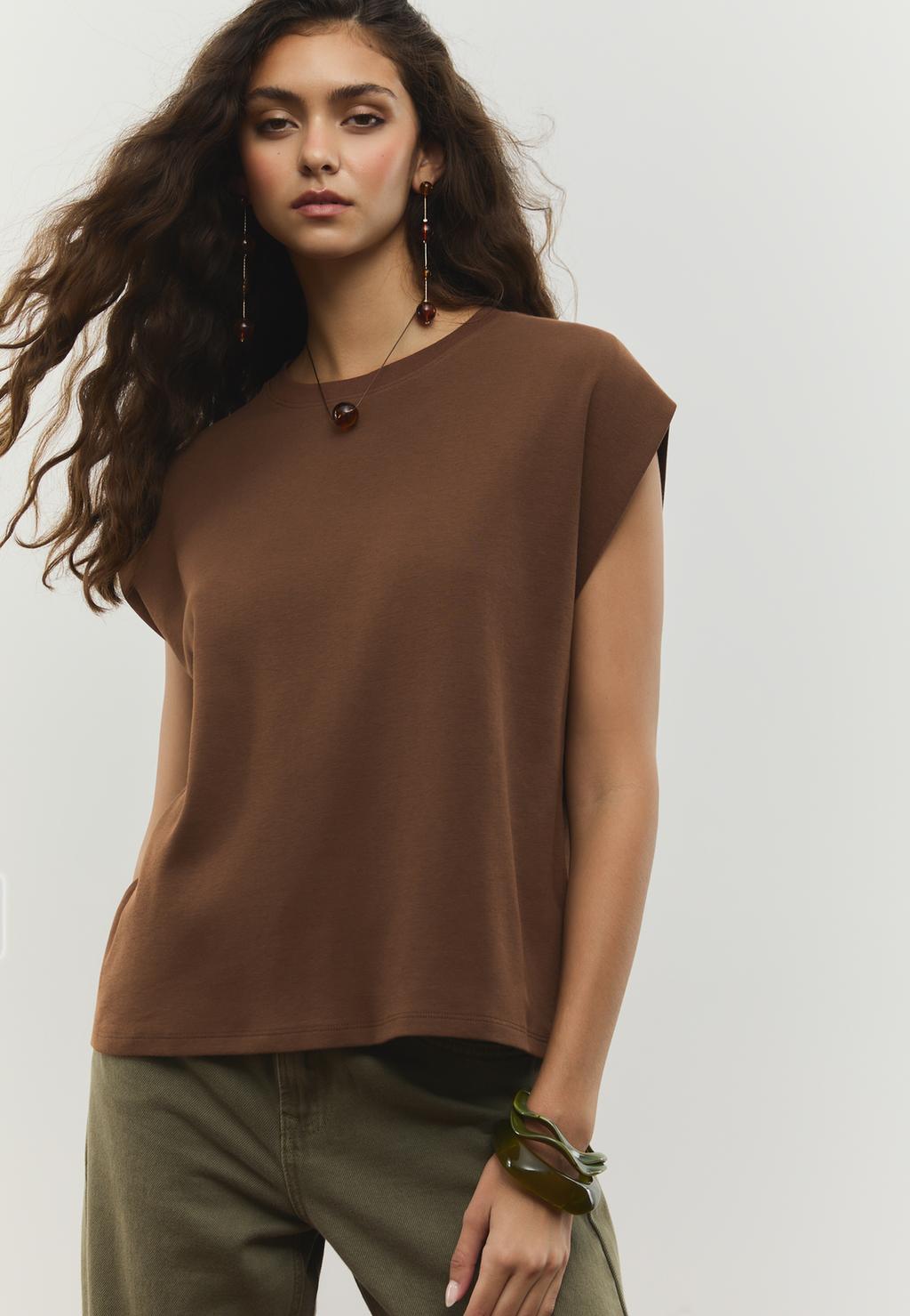 Camiseta básica sin mangas