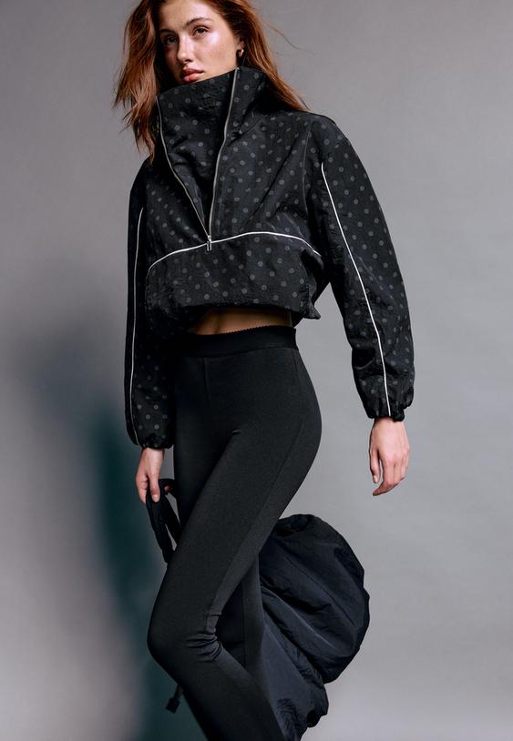 Stradivarius High-Waist Stirrup Leggings Black Xs