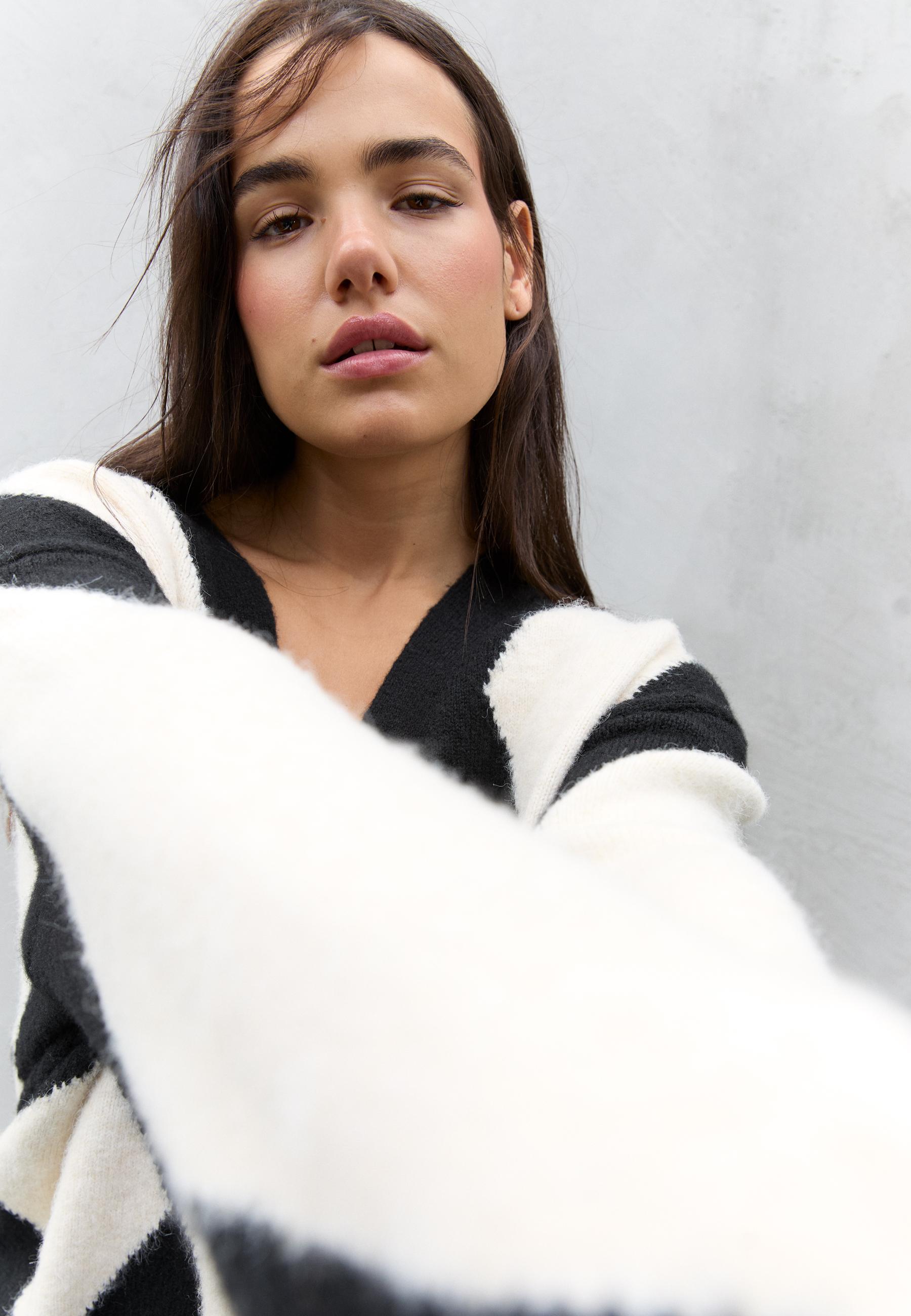 H*a様 GRANCY distractiondesign big cardig Quacker Factory Snow Day V-Neck Intarsia Sweater Cardigan