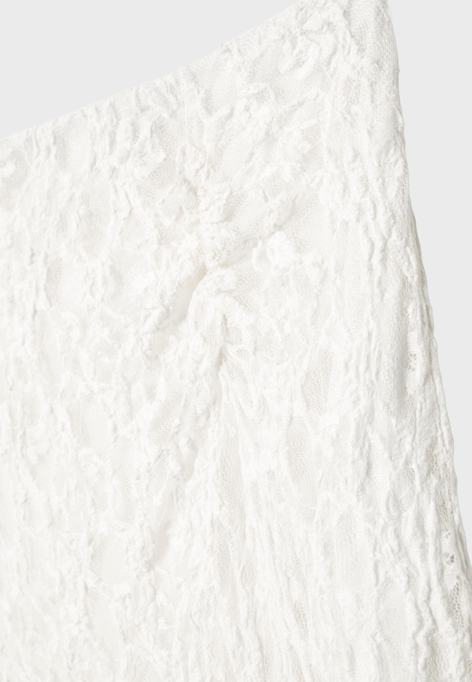 Le Thu Trang　スリップ10枚 Midi lace skirt with pleats - Women's fashion | Stradivarius