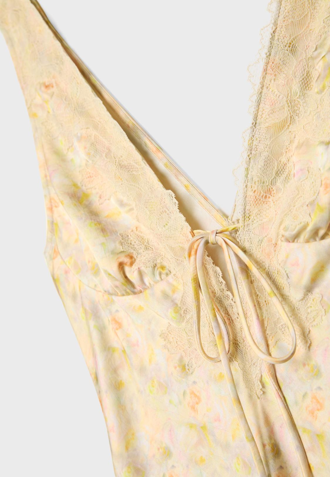 Vestito midi satinato pizzo