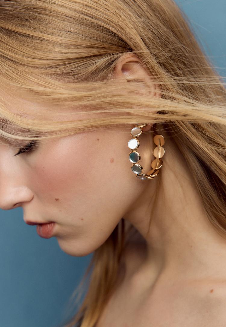 pendiente aro efecto espejo