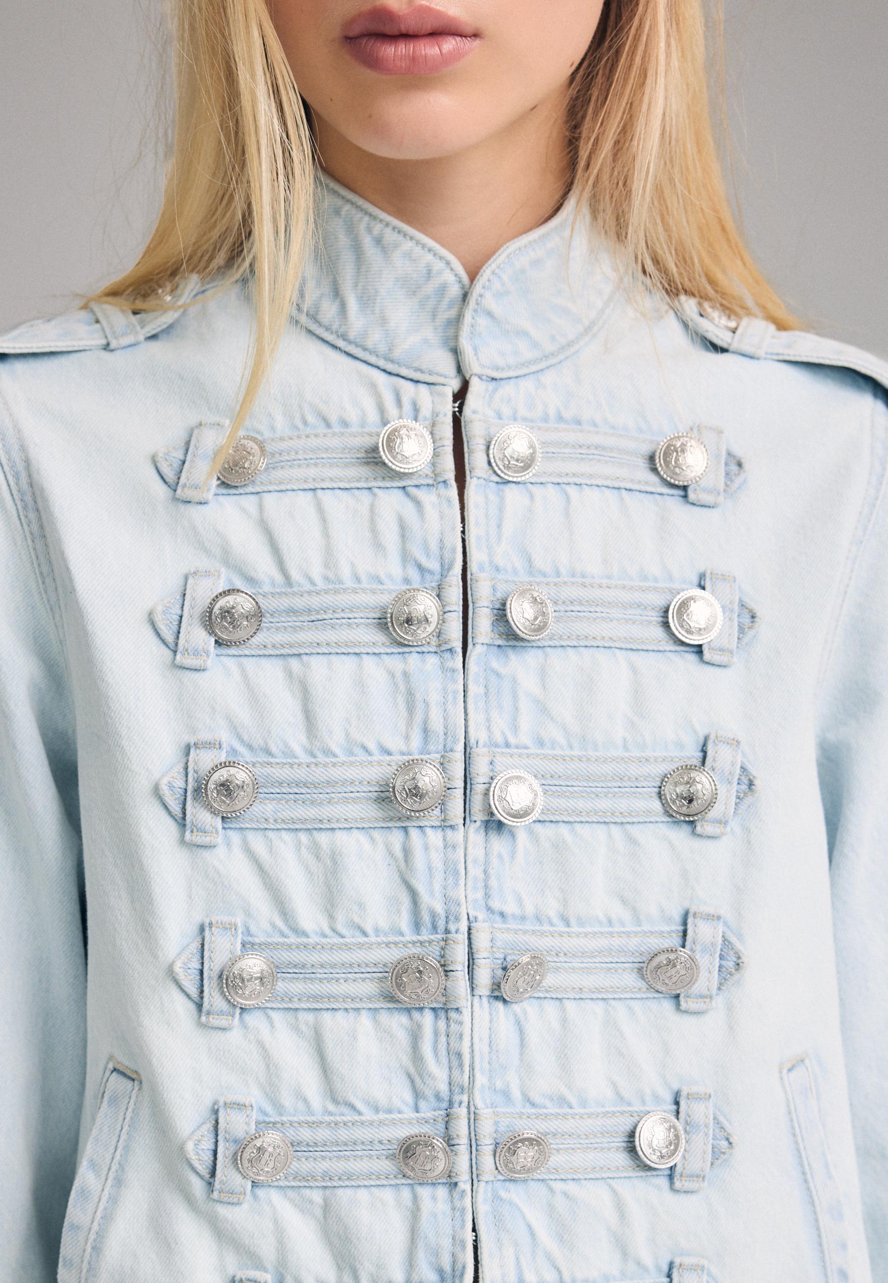 Fitted 100% cotton jacket — MEDIUM LIGHT BLUE DENIM