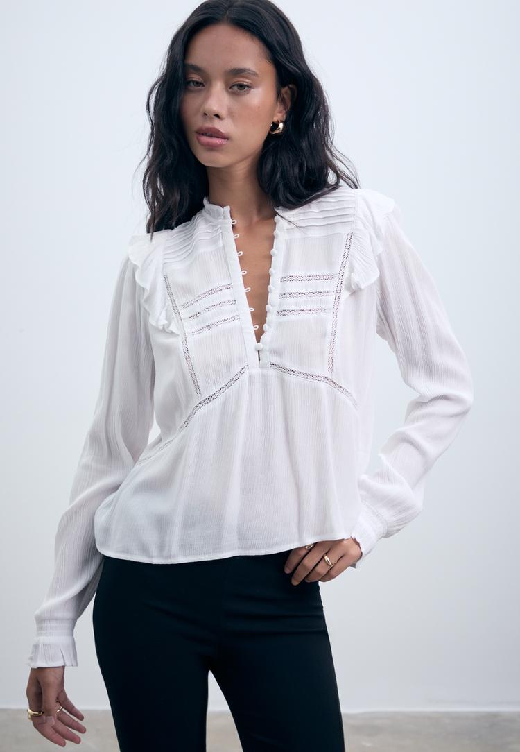 blusa volantes botones