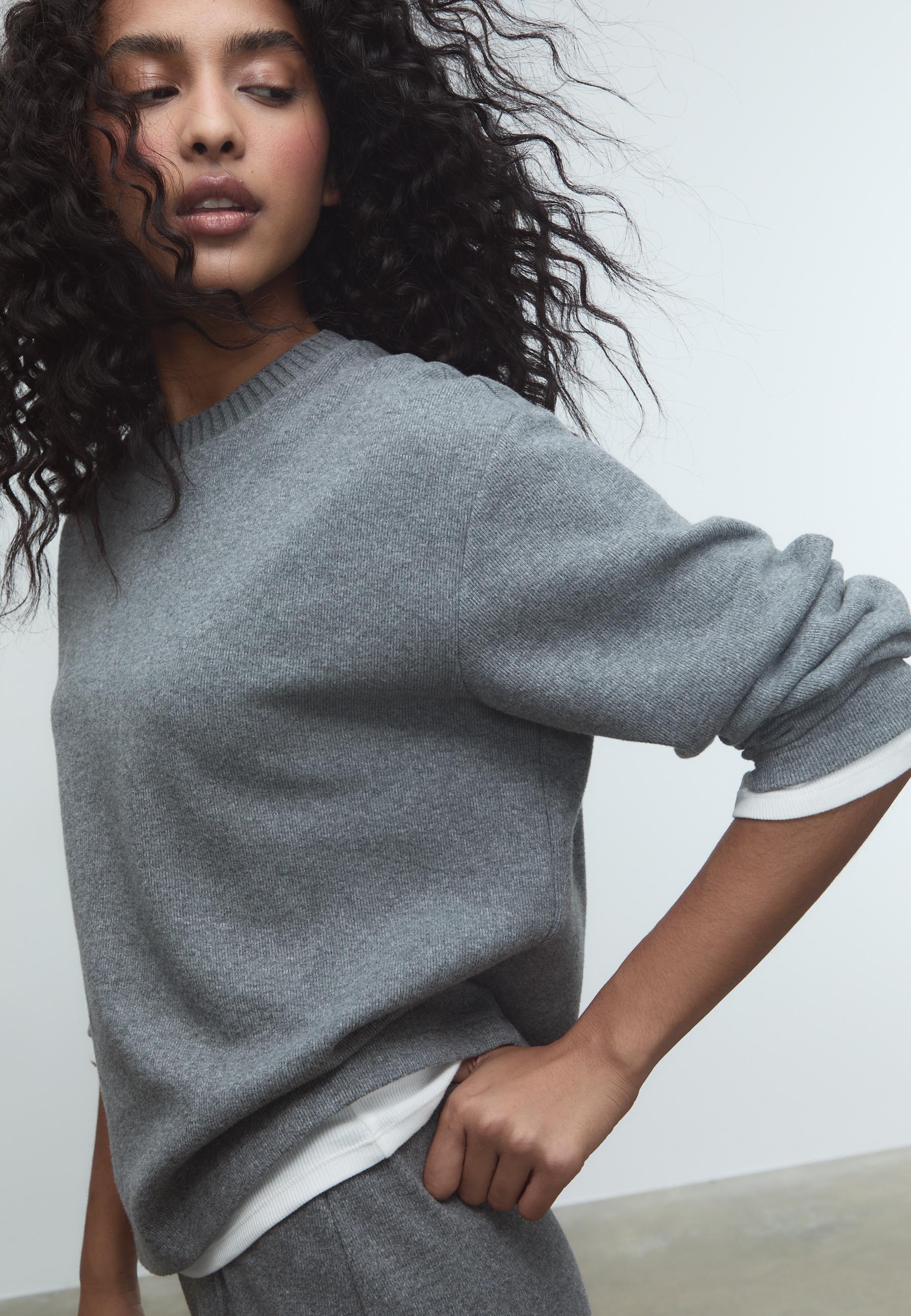 Knit round neck T-shirt — Dark grey
