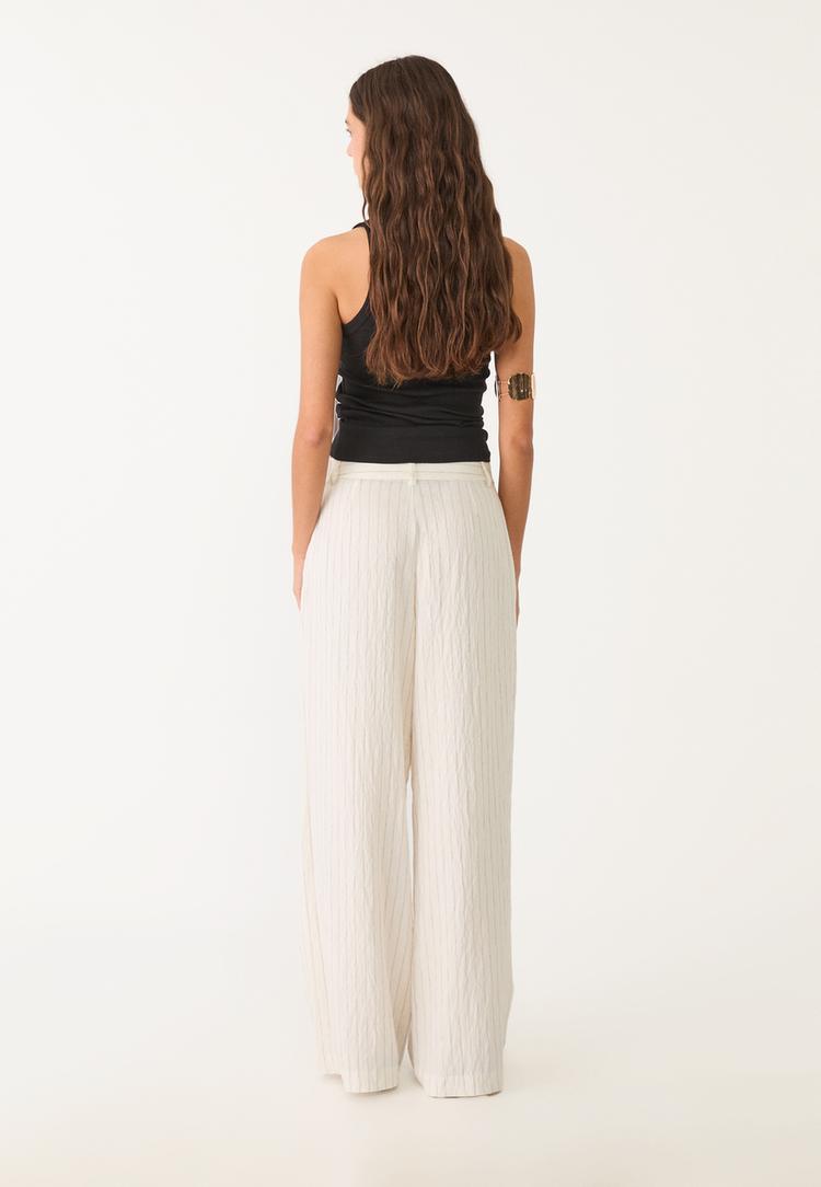 pantalon fluido arrugado rayas con lino