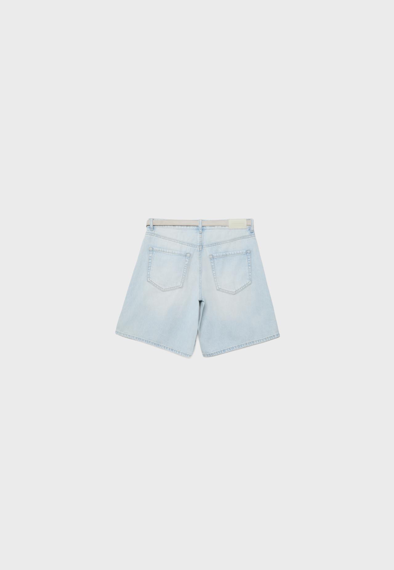 Belted denim Bermuda shorts — LIGHT BLEACH