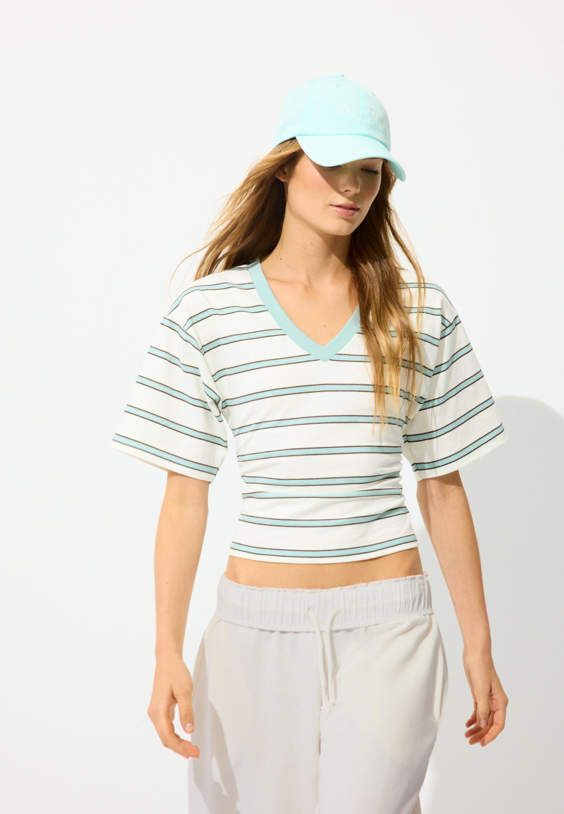 Striped V-neck kimono sleeve T-shirt — Pastel green
