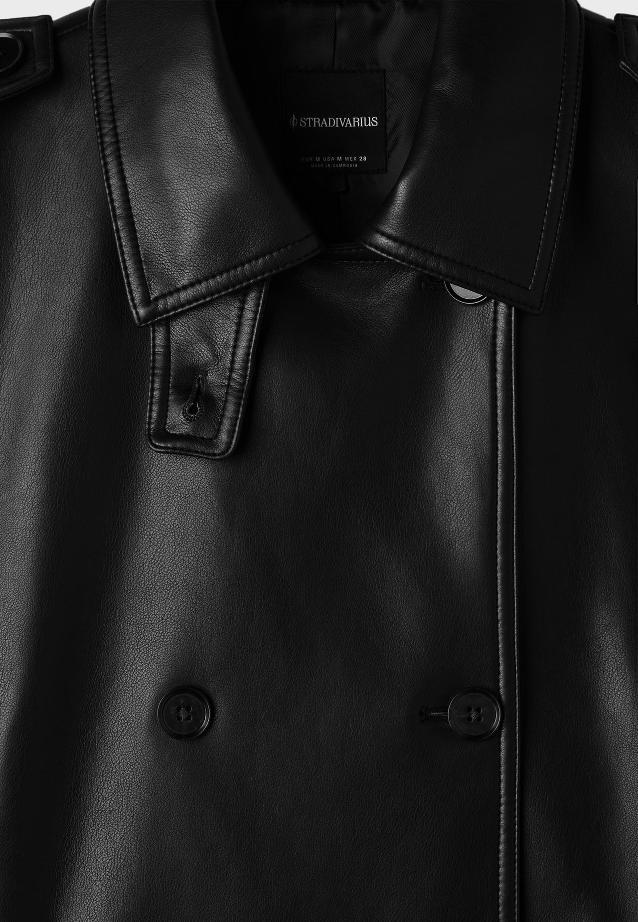 Fitted leather effect trench coat — Black