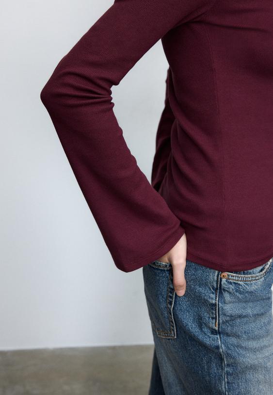 tshirt basique a manches evasees