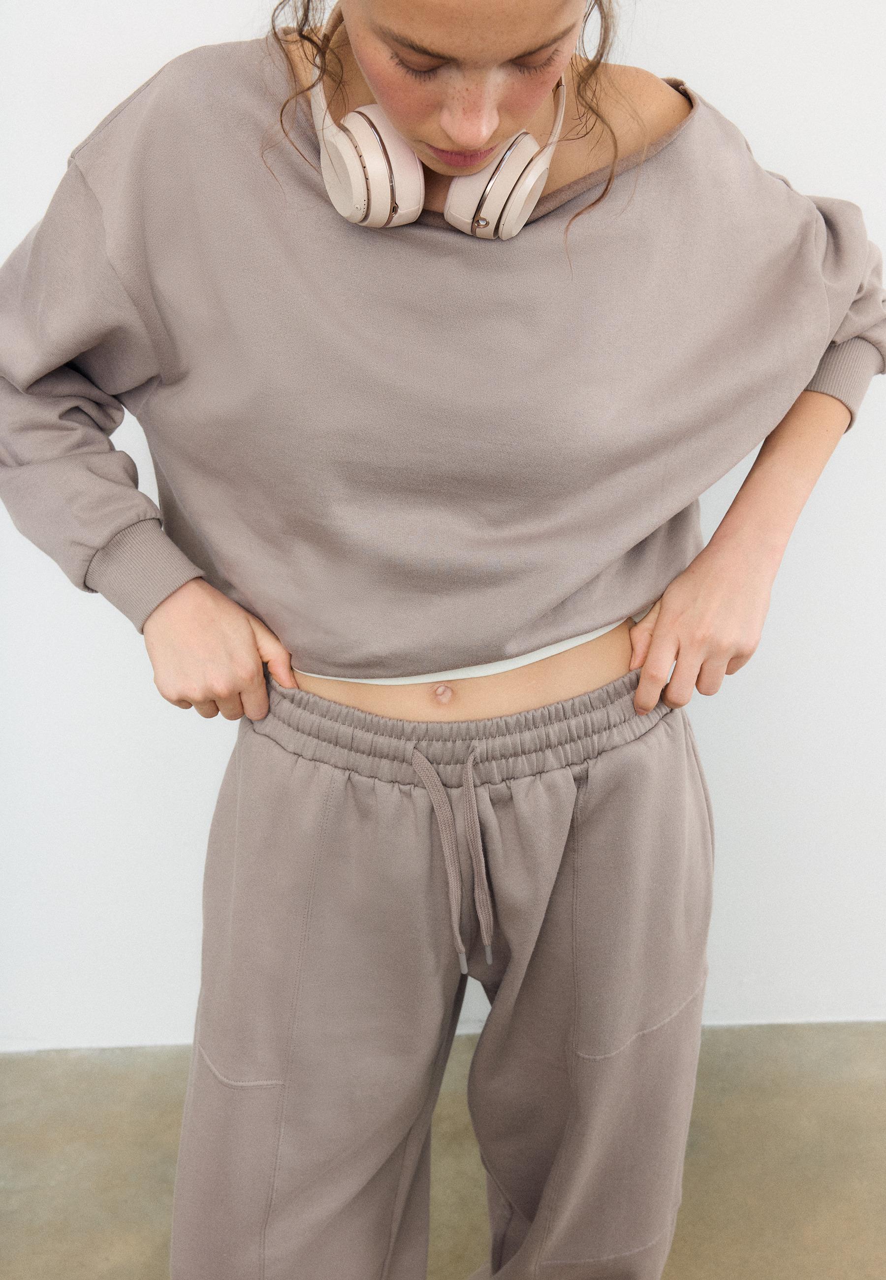 Plush balloon jogger trousers — Beige