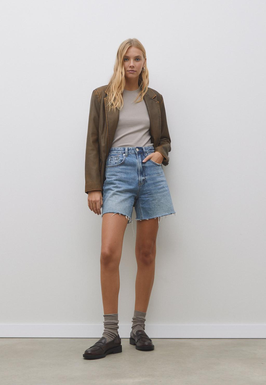 D93 Longline denim shorts