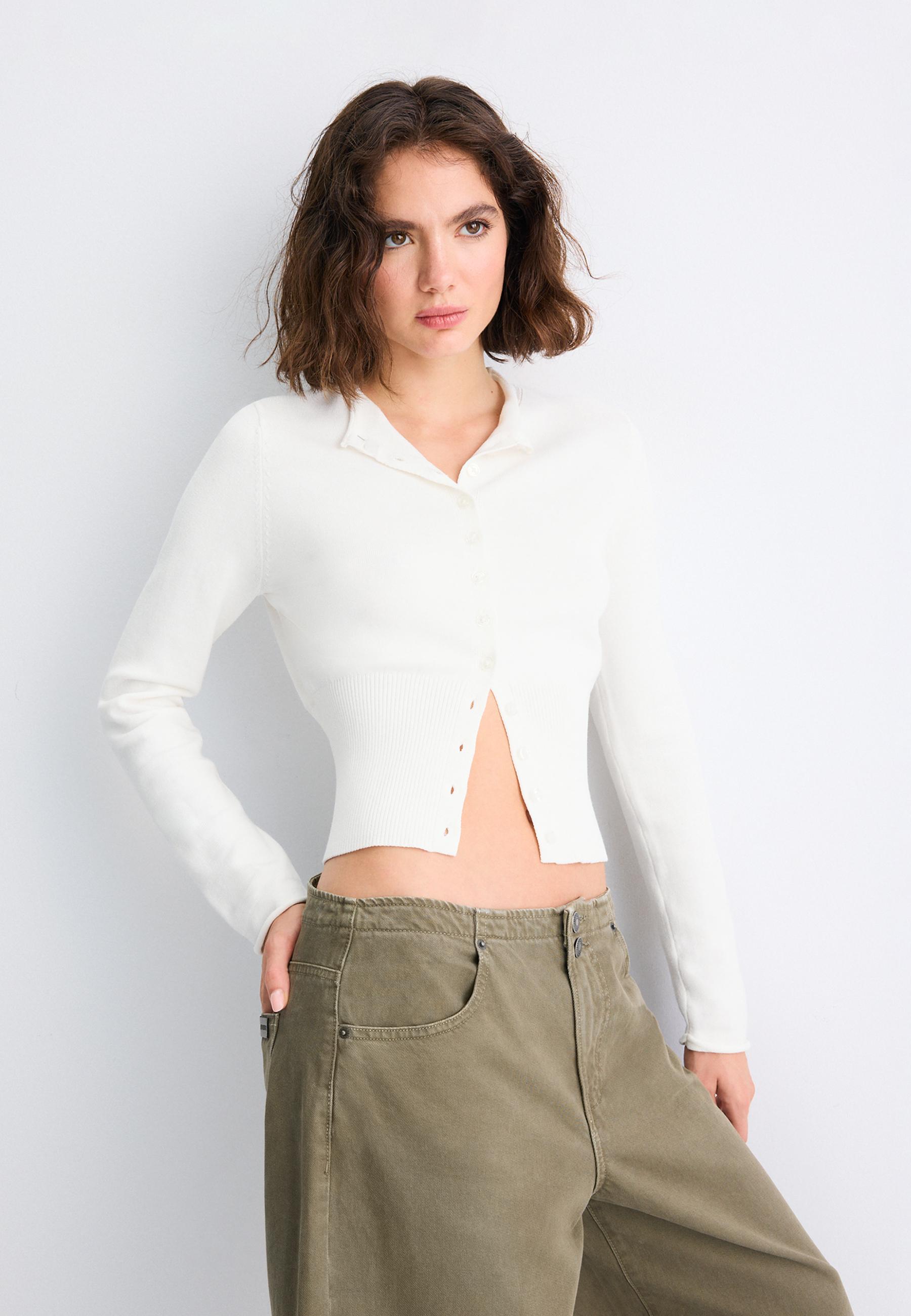 Fitted stand collar cardigan — Ecru