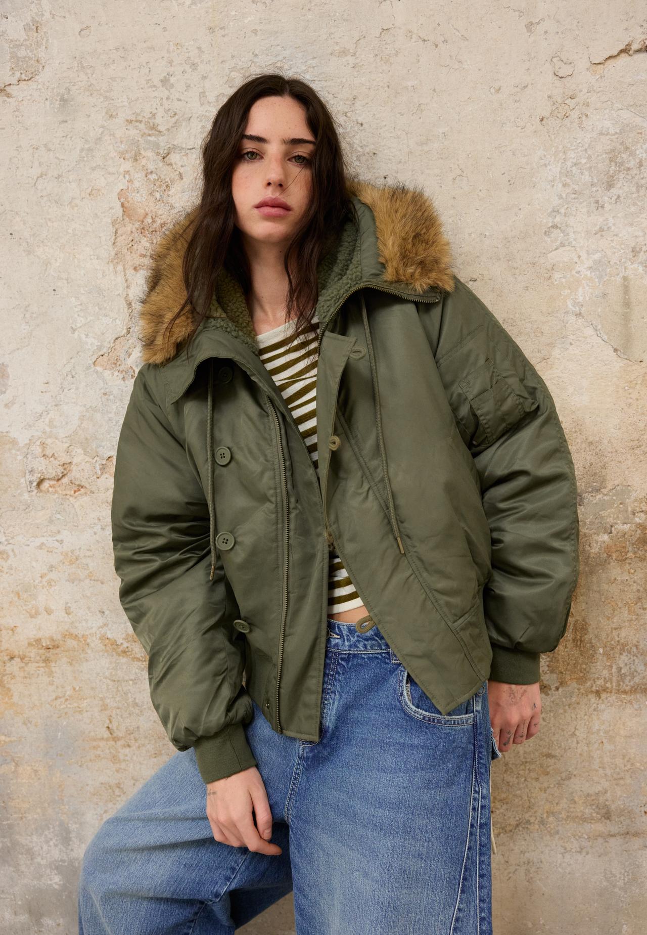 Cropped hooded jacket — Khaki