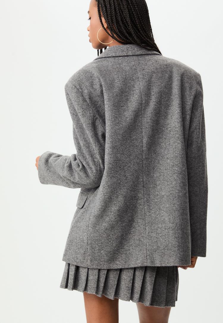 oversize-blazer-mit-fischgratmuster