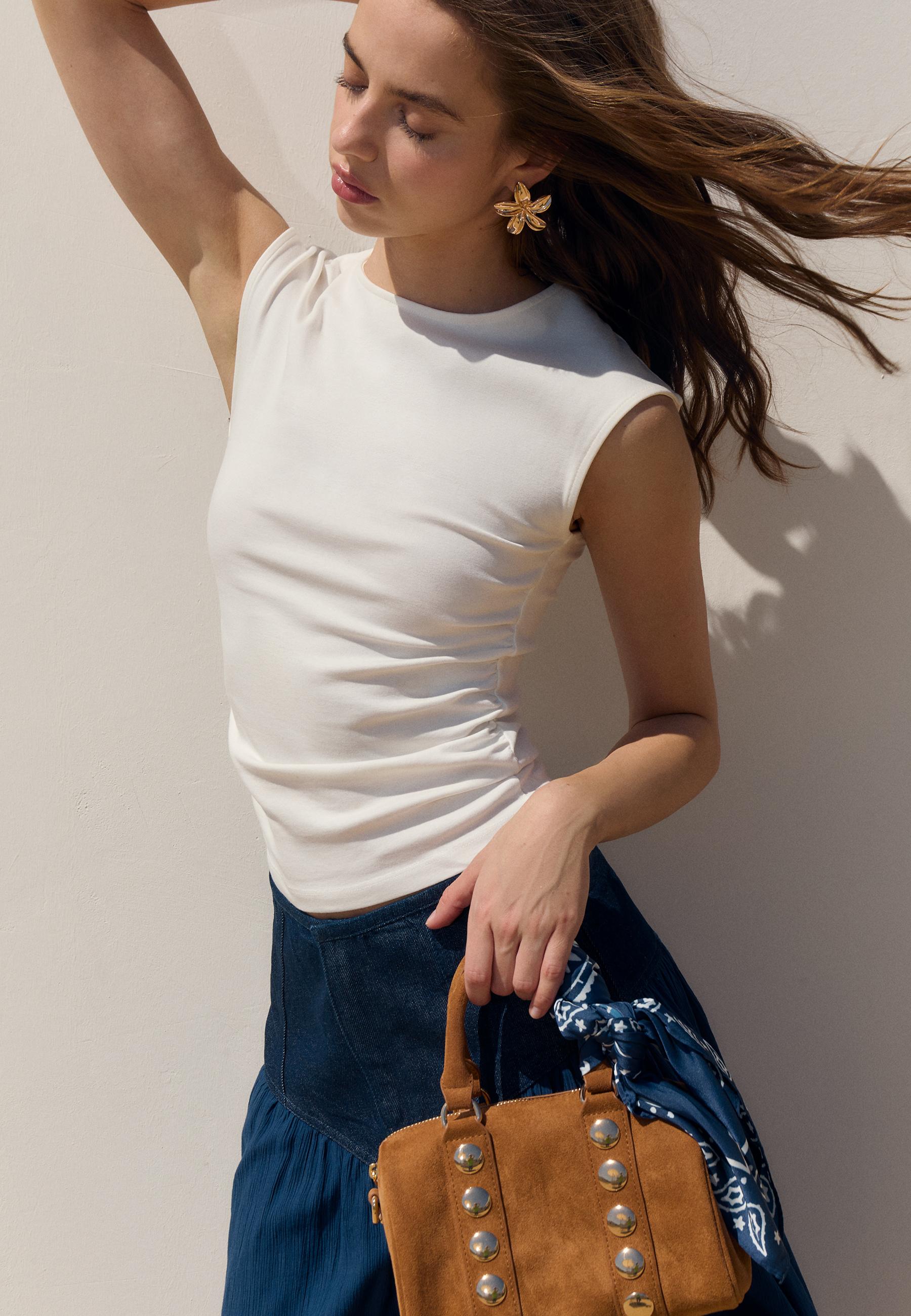 Basic Ruched Fitted T-Shirt — Ecru