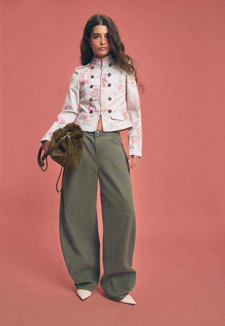 blouson a boutons imprime fleurs
