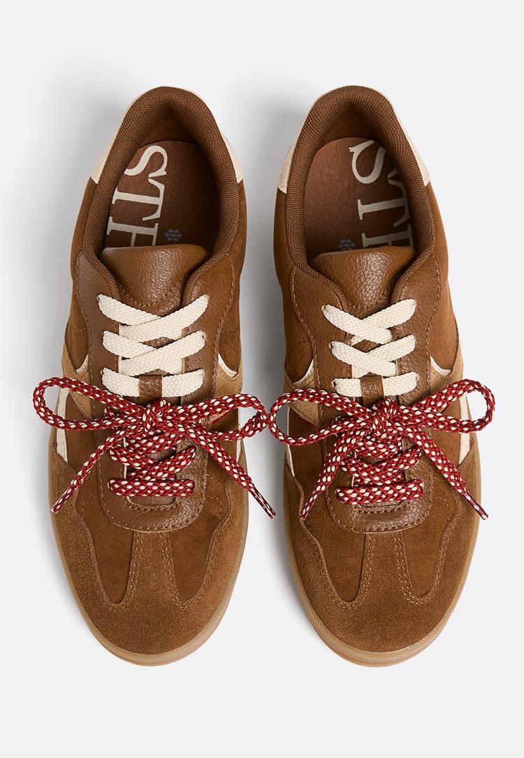 zapatillas casual doble cordon