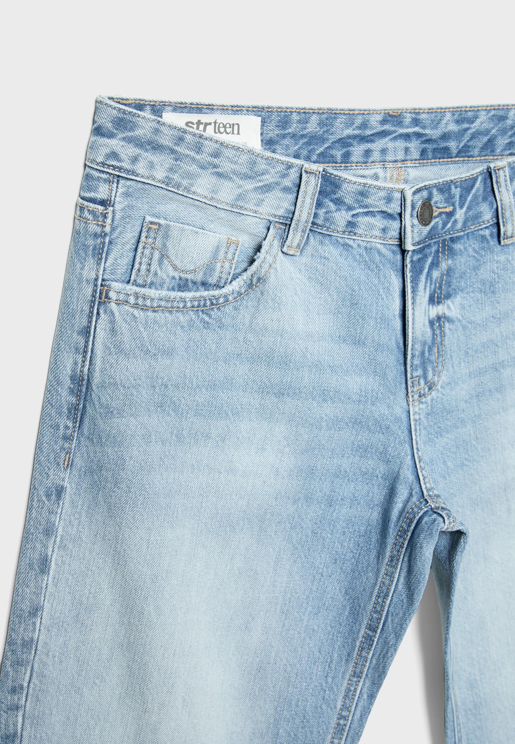 Low-rise straight-leg jeans — MEDIUM LIGHT BLUE DENIM