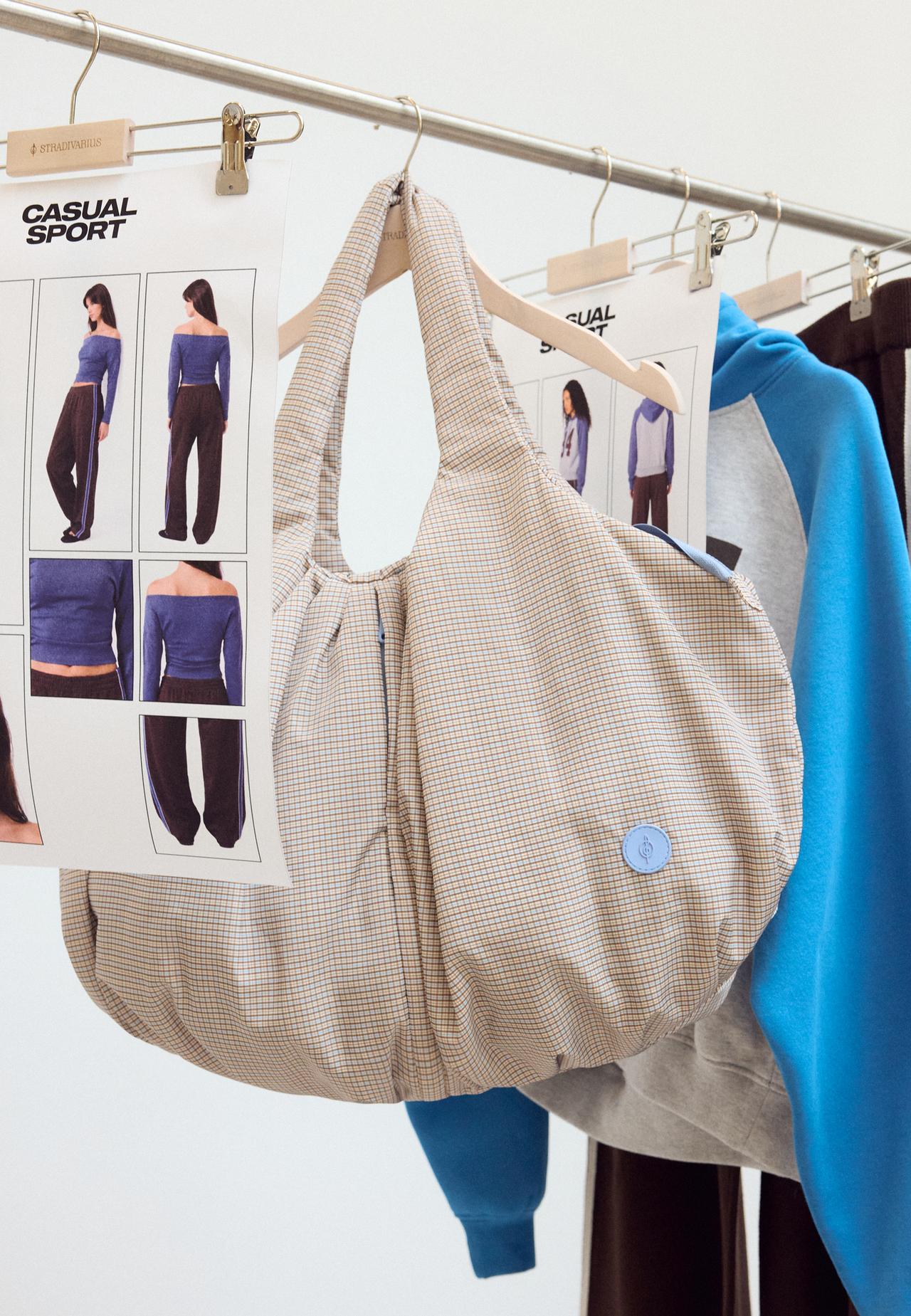 Maxi quilted bag — Sky blue