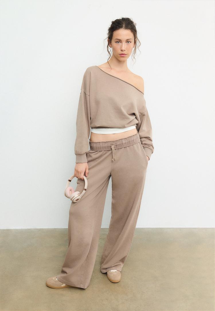Stradivarius Krátká Mikina S Opraným Efektem Beige L