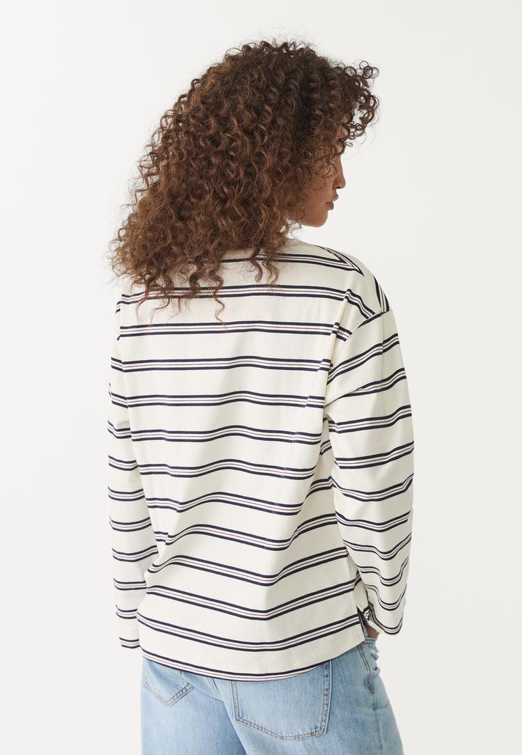 camiseta oversize rayas