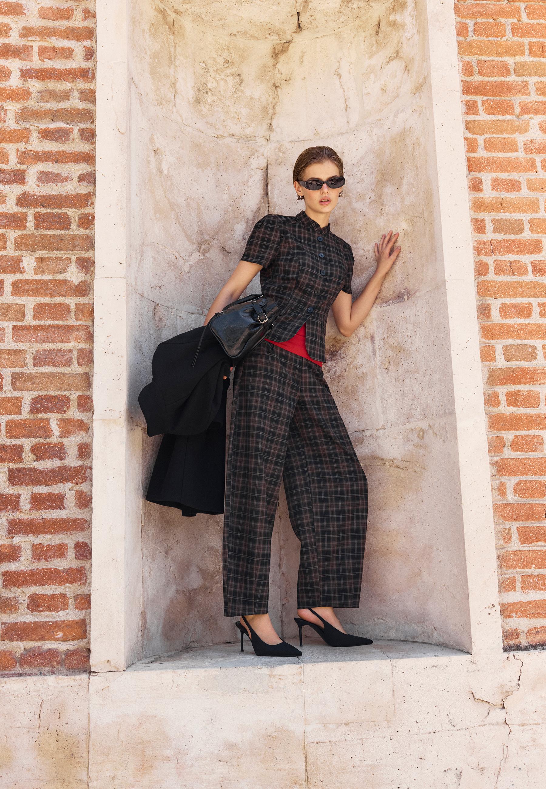 Stradivarius Ekose barrel kumaş pantolon görsel 8
