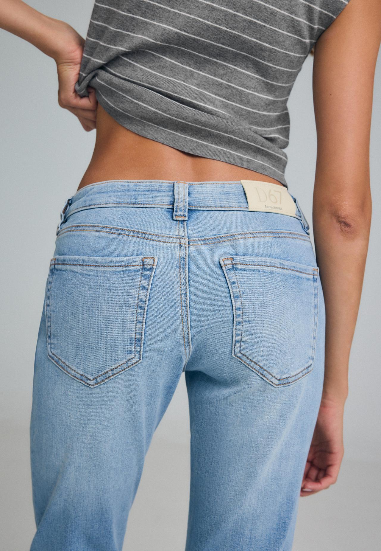 D67 slim fit bootcut jeans — MEDIUM LIGHT BLUE DENIM
