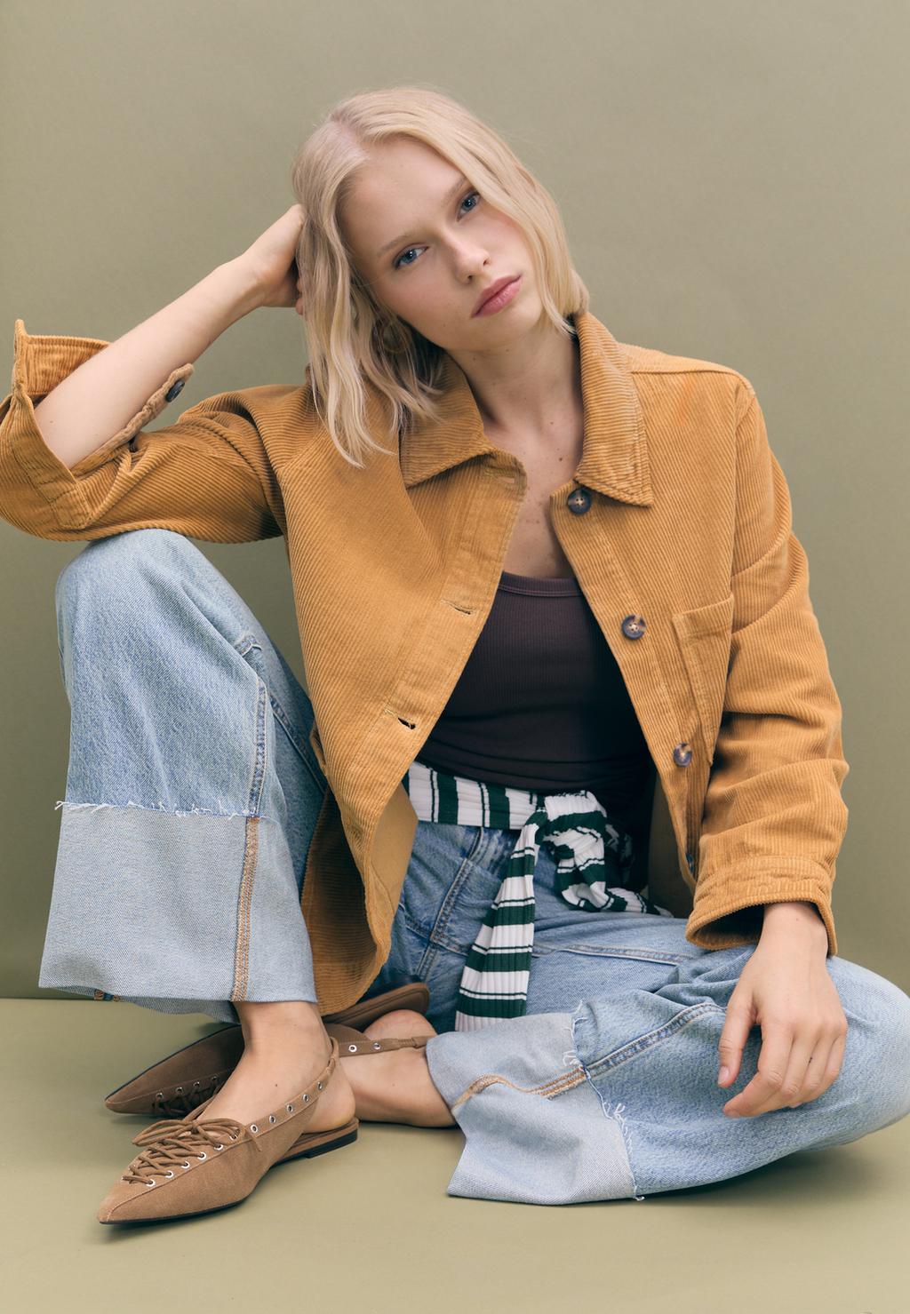 Regular fit jacket with pockets