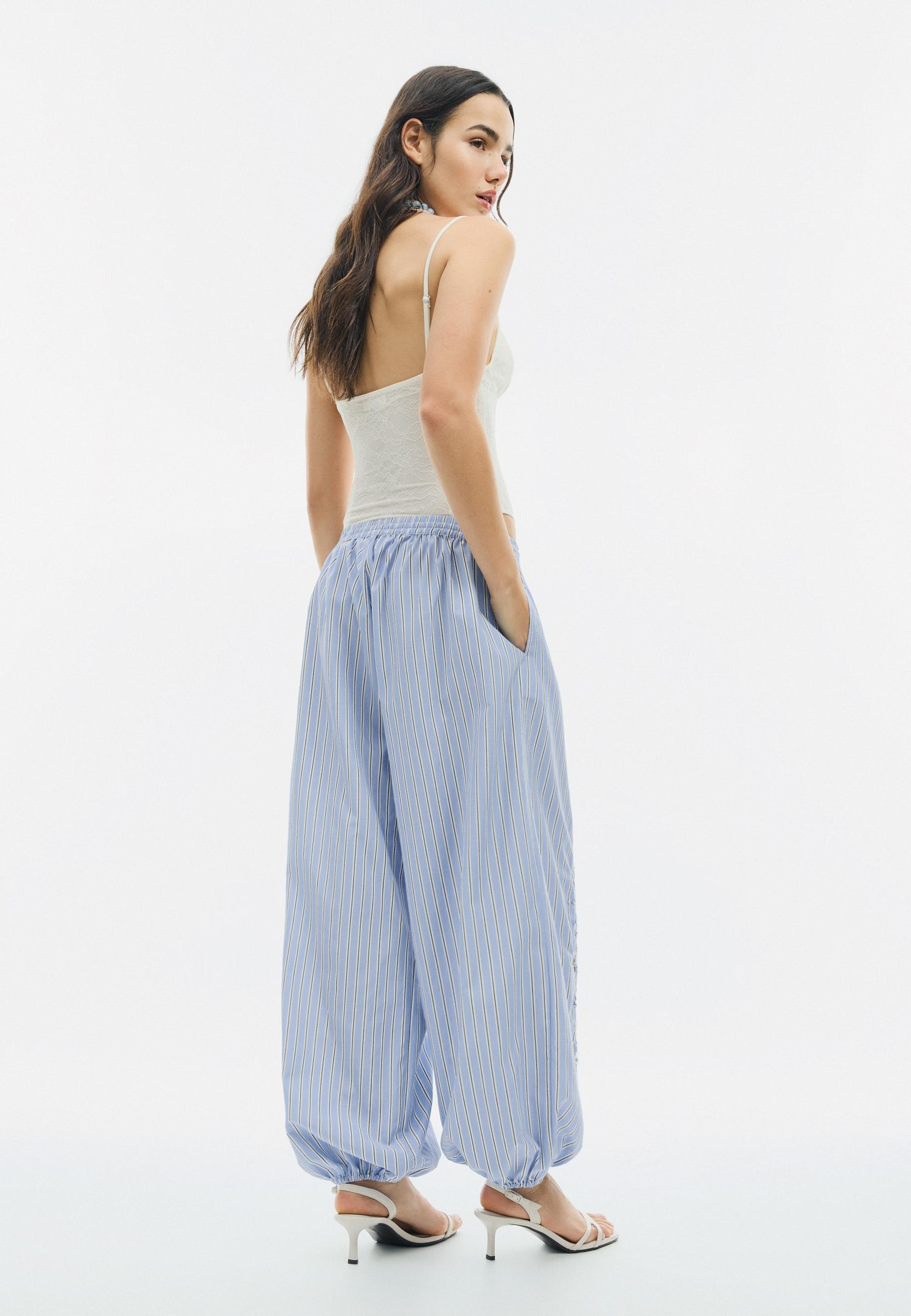 Embroidered balloon trousers — Sky blue