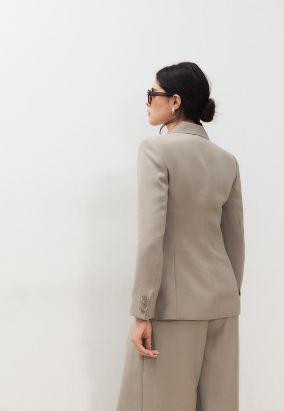 Stradivarius Fitted 3-Button Blazer Brown Xs