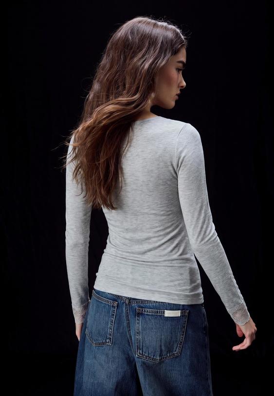 Stradivarius Kaschmirshirt – V-Ausschnitt, Lange Ärmel Grau Melange Xs