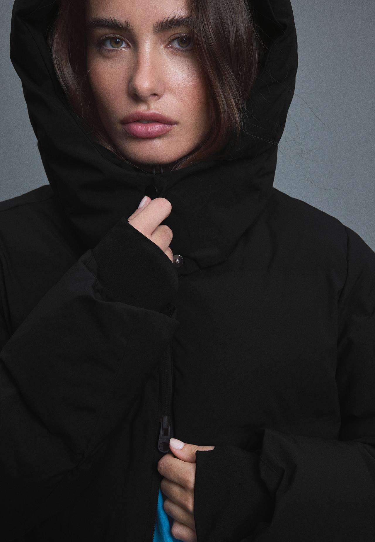 Padded coat with belt — Black