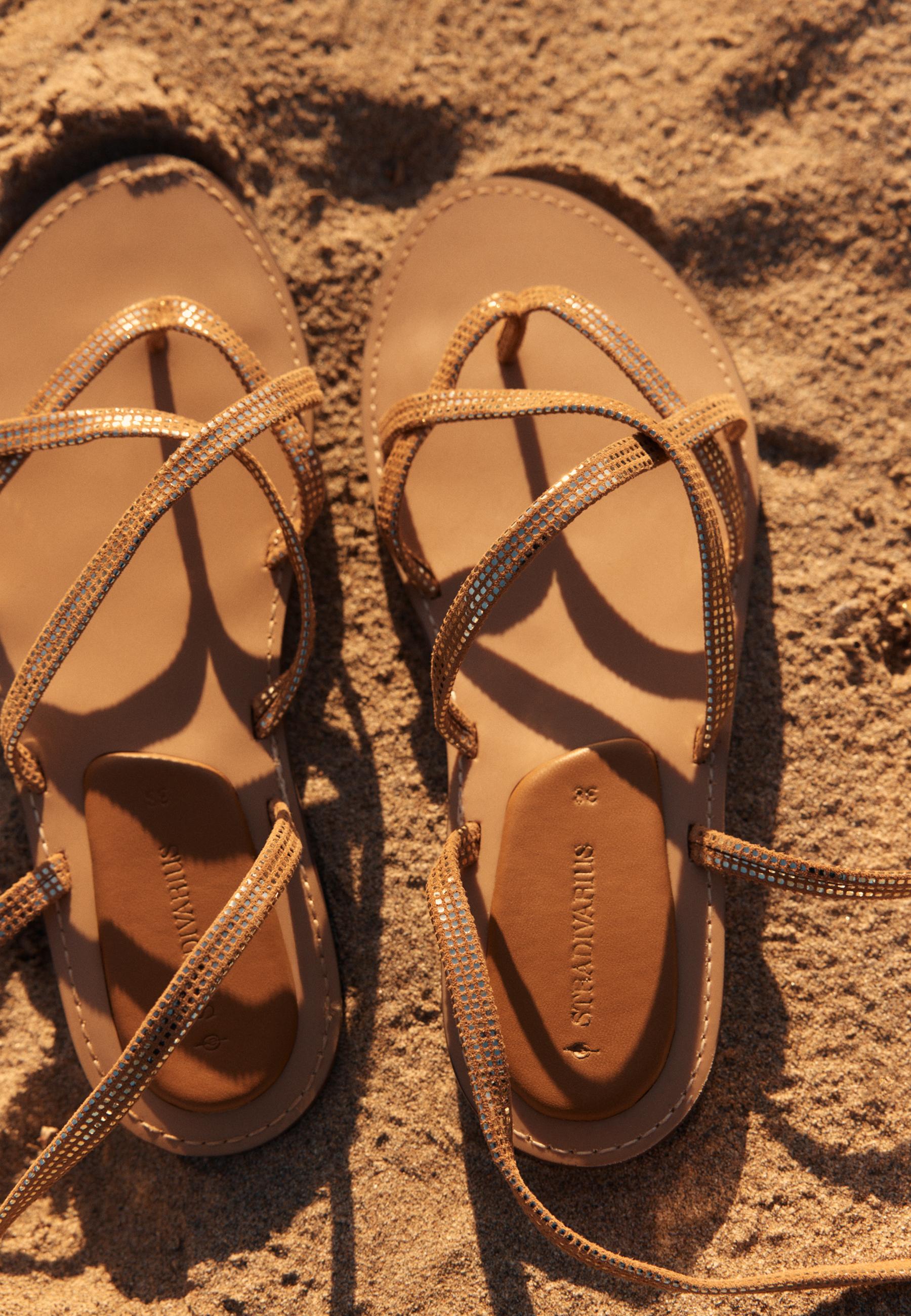 Flat studded leather strap sandals — BROWN