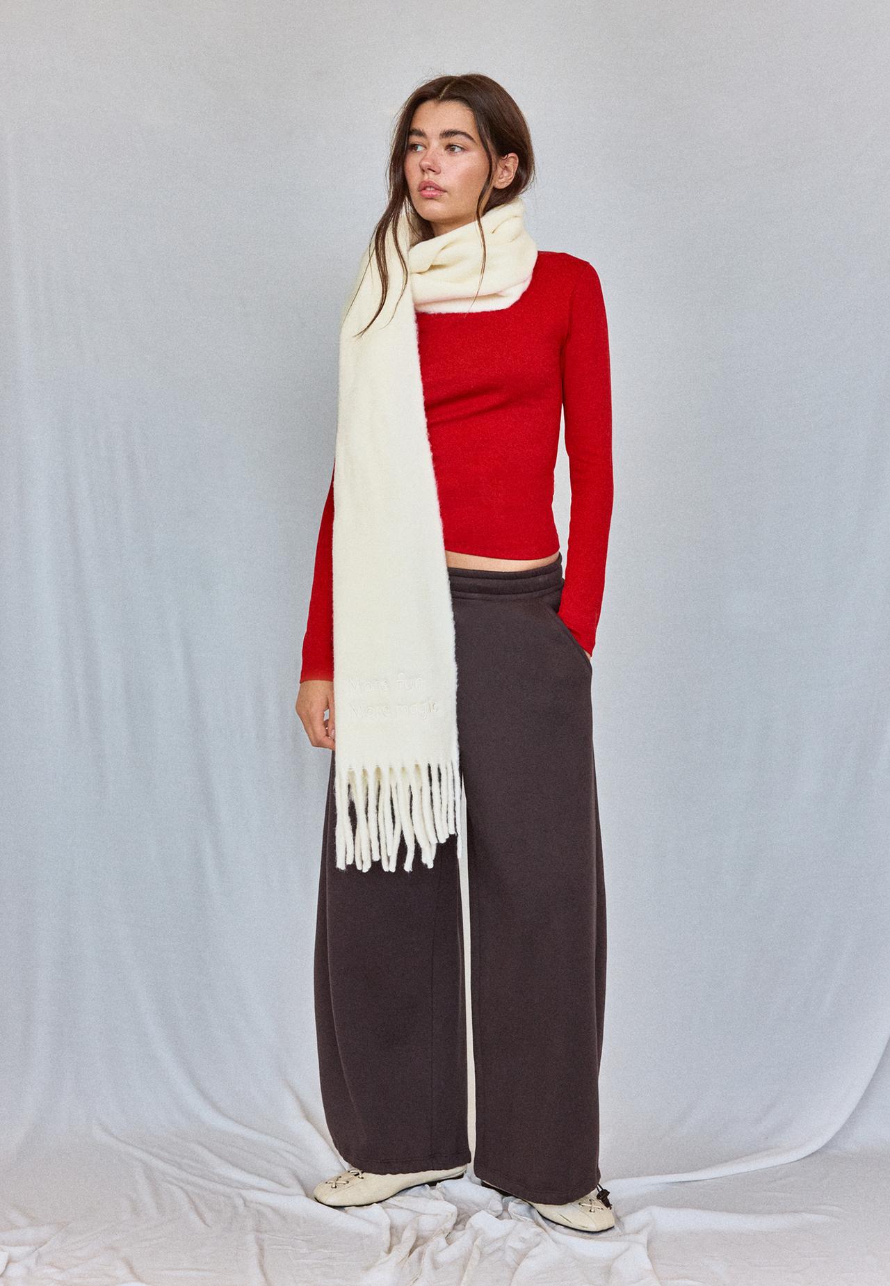 Slogan scarf — Ecru