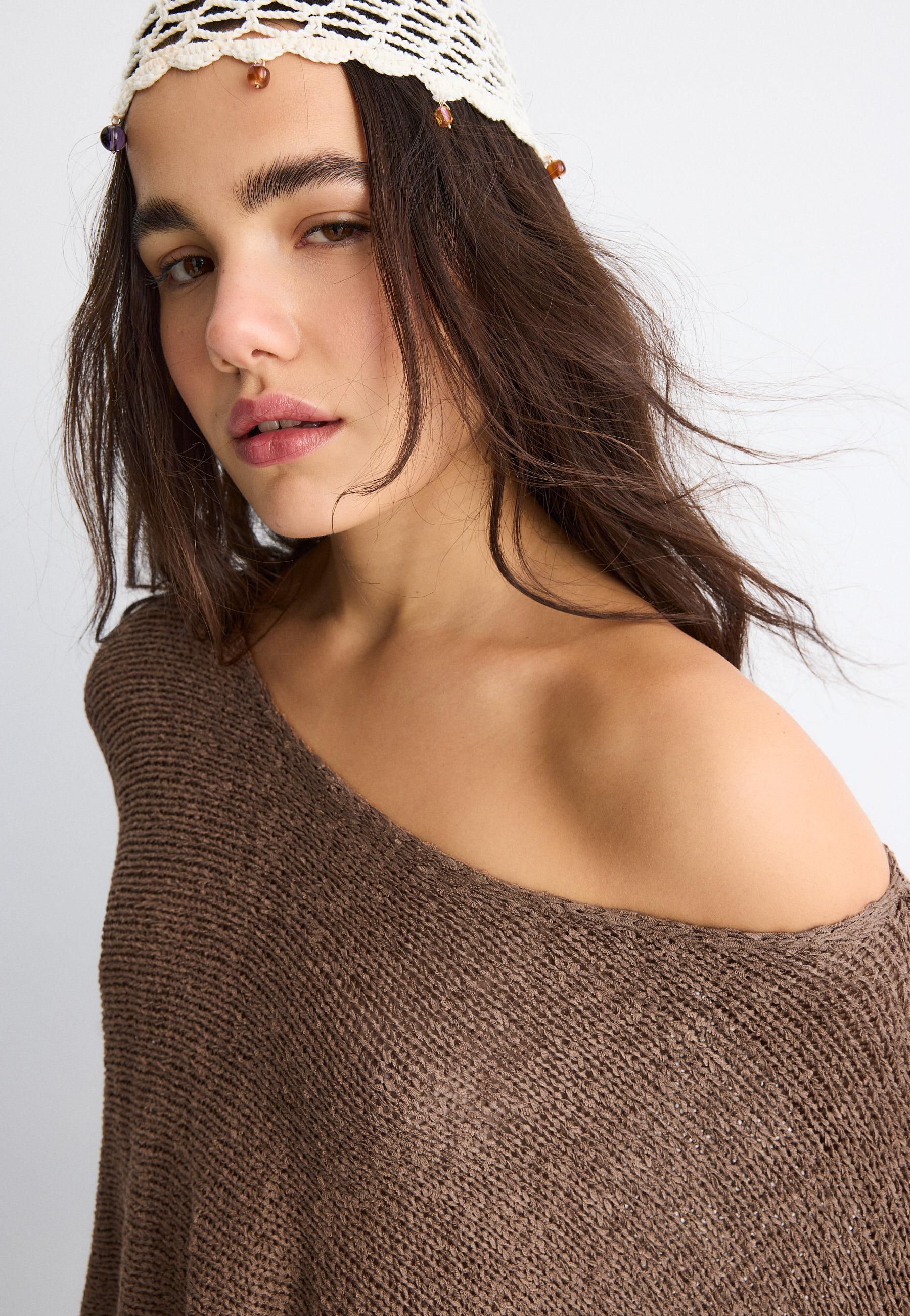 Basic cape knit jumper — Brown