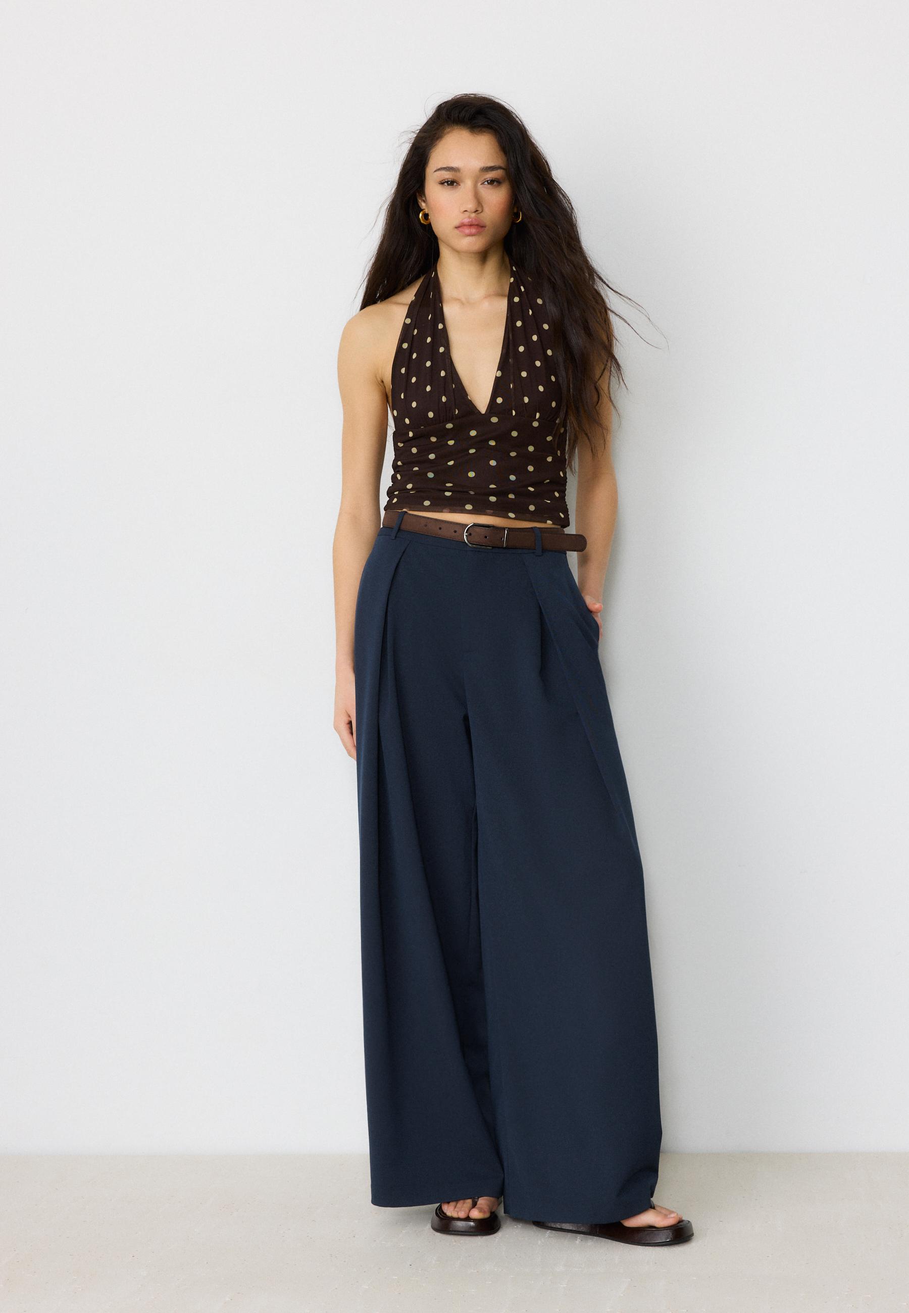 Maxi-dart trousers with belt — Dark blue