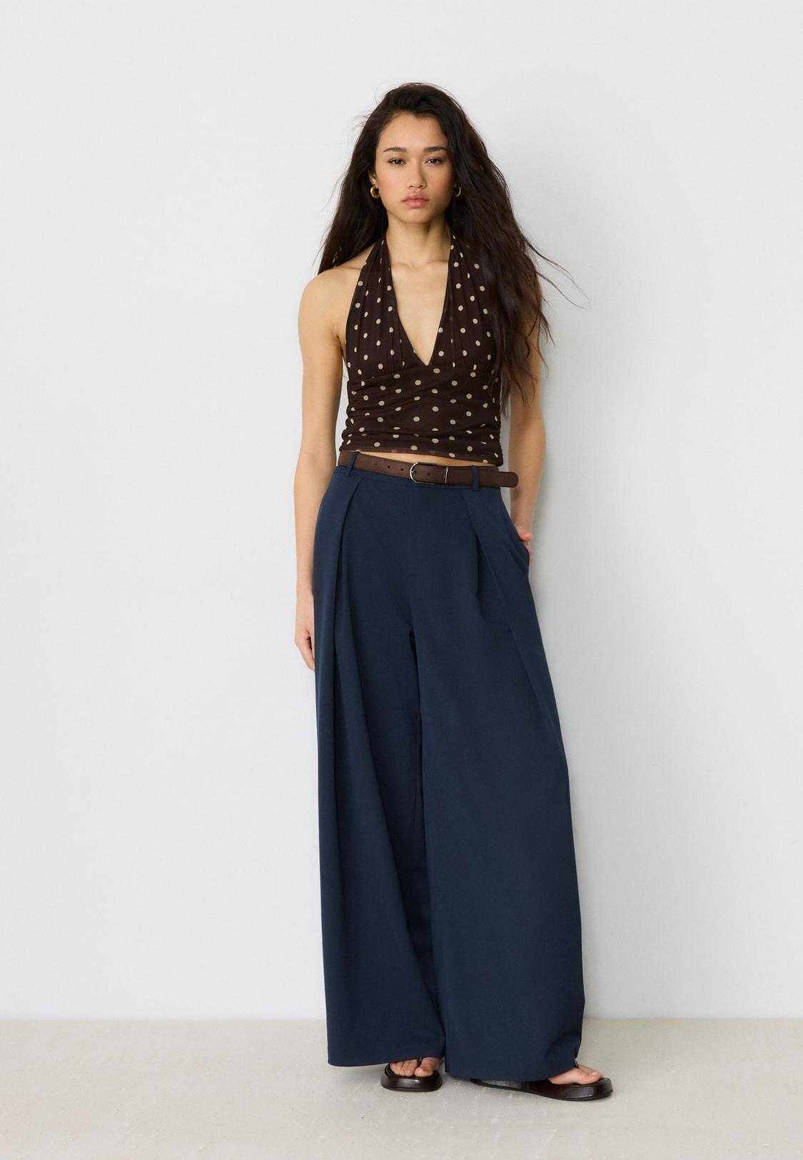 Maxi-dart trousers with belt - Women's fashion | Stradivarius United States Maxi-dart trousers with belt - Women's fashion | Stradivarius United States