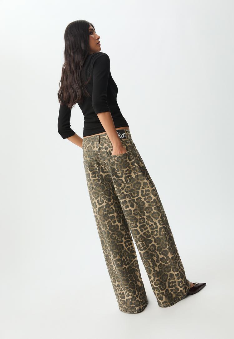 calcas baggy leopardo
