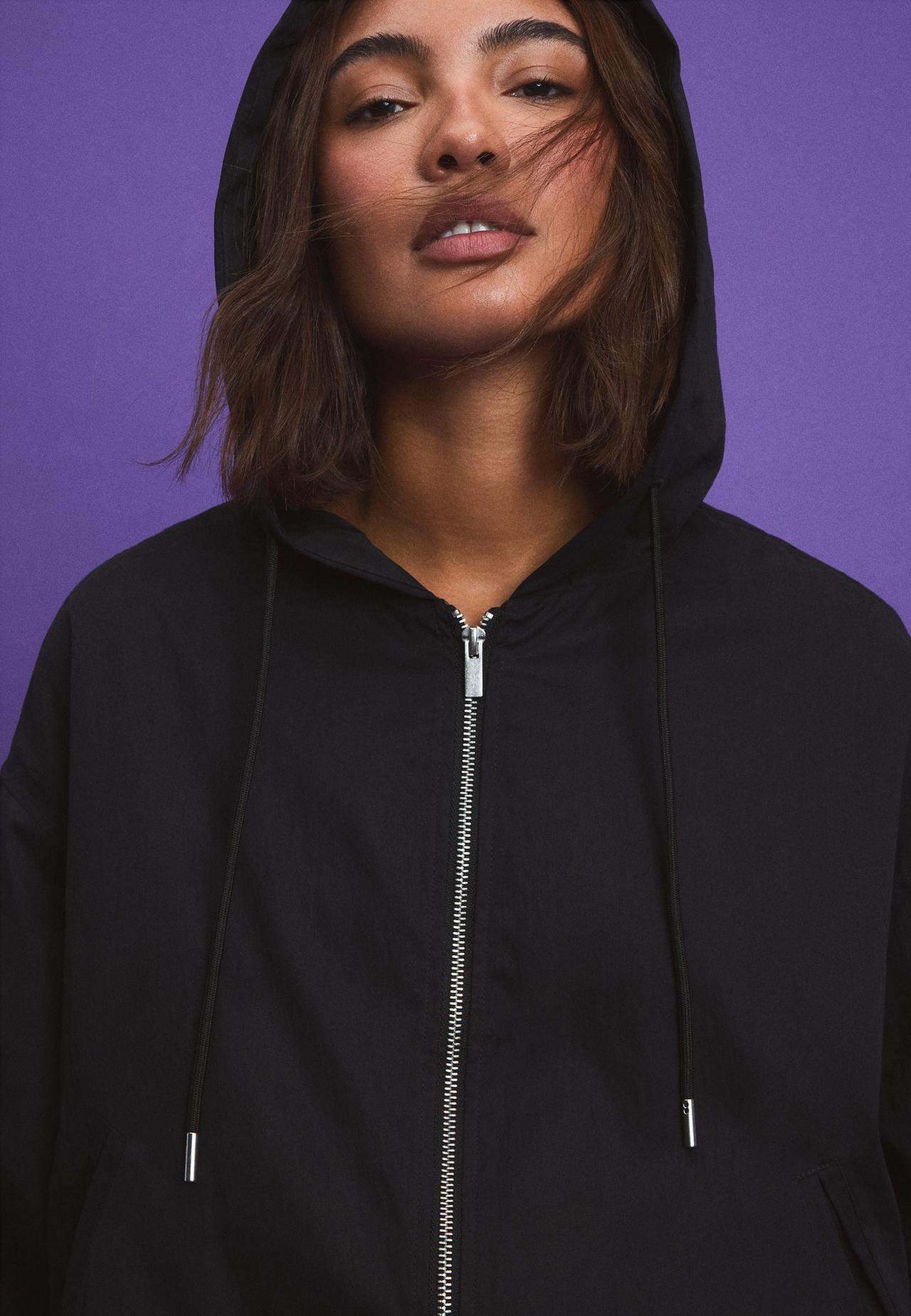 Basic nylon hood jacket — Black