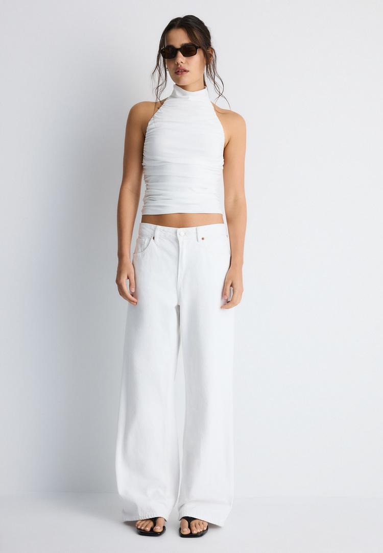 Stradivarius Στράπλες Τοπ Με Σούρες Εκρού Xl