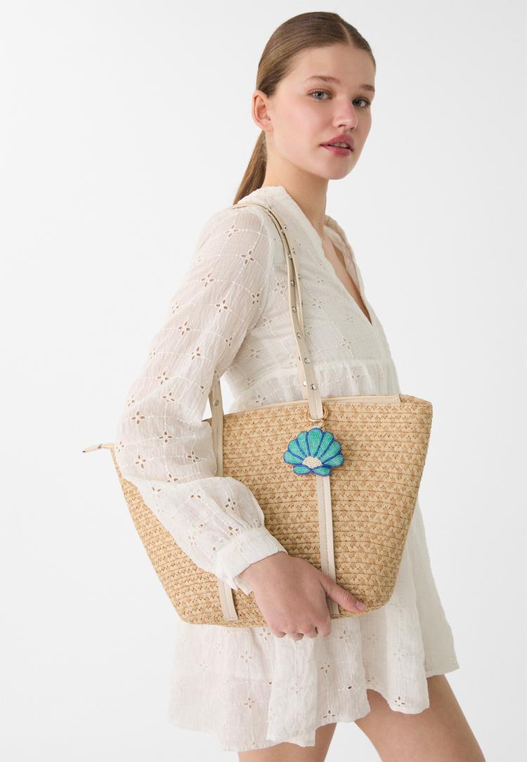 llavero charm concha
