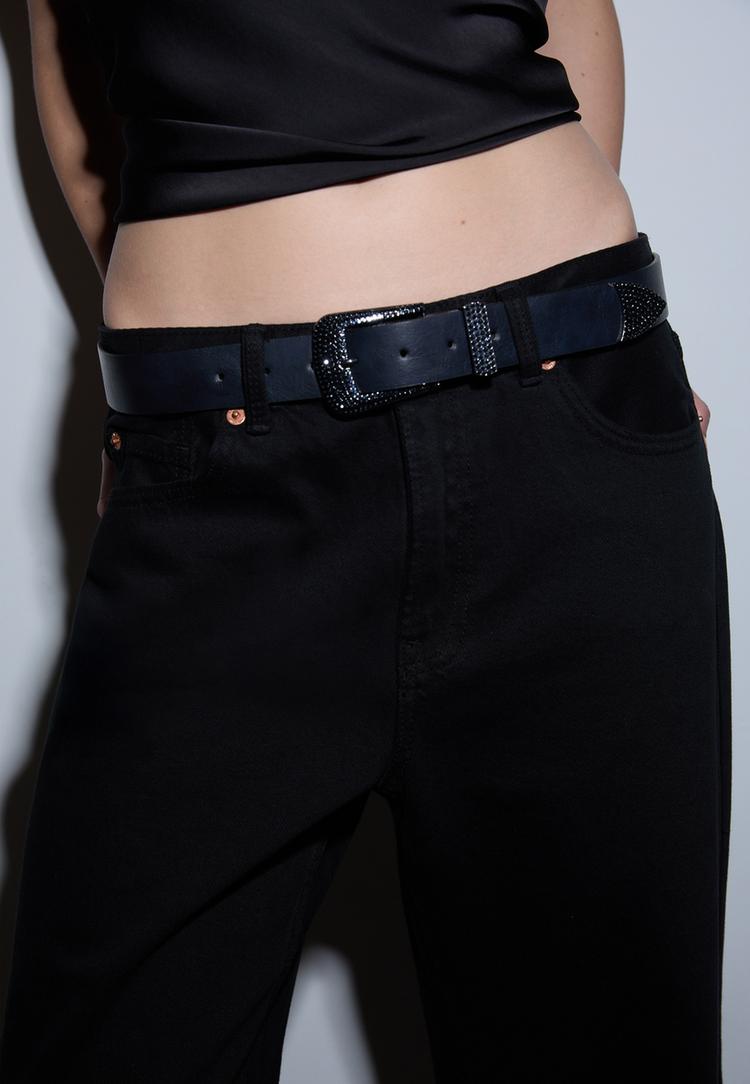 cinto com fivela brilhante