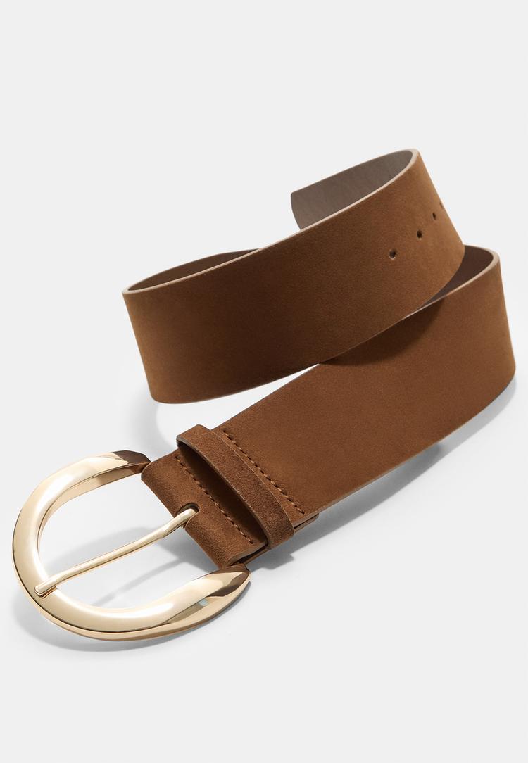 wide belt with golden buckle